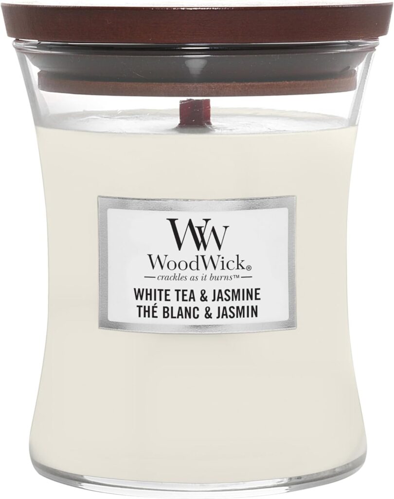 Bougie parfumée pour une décoration élégante, créant une ambiance chaleureuse