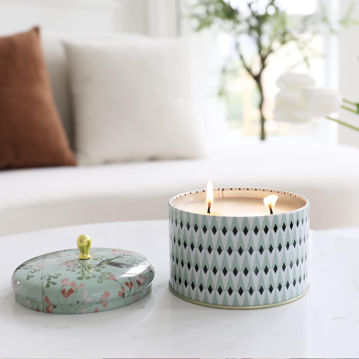 Bougie parfumée pour une décoration élégante, créant une ambiance chaleureuse – Image 3