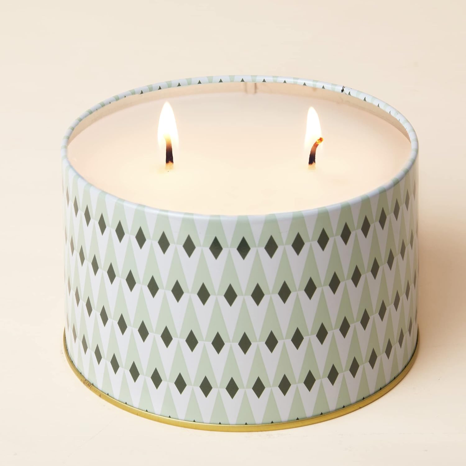Bougie parfumée pour une décoration élégante, créant une ambiance chaleureuse – Image 4