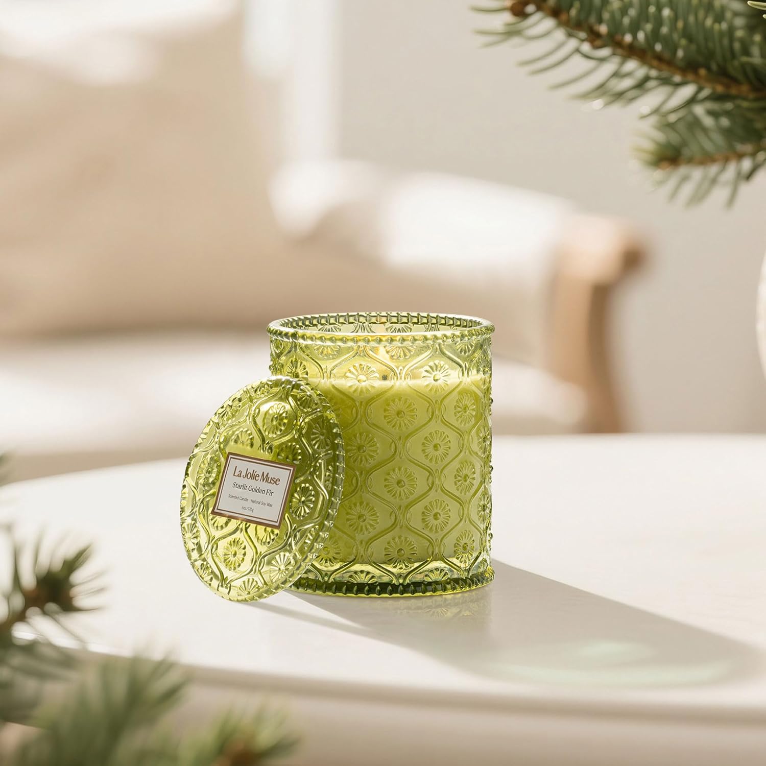 Bougie parfumée pour une décoration élégante, créant une ambiance chaleureuse – Image 3