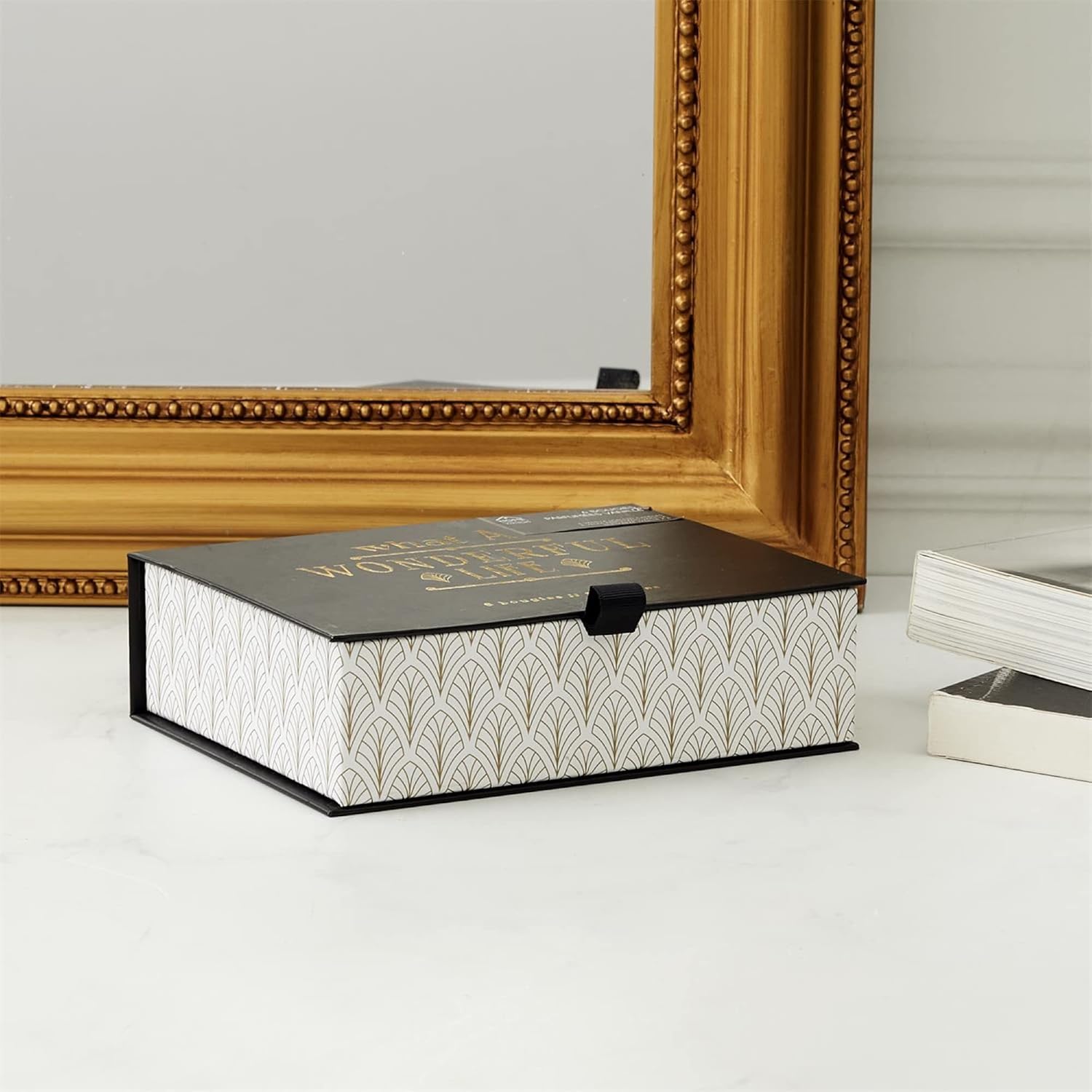 Bougie parfumée pour une ambiance chaleureuse et relaxante
Idéale pour la décoration intérieure ou comme cadeau apaisant – Image 5