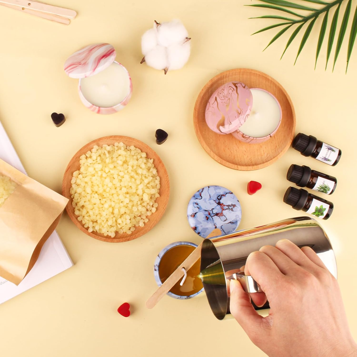 Bougie parfumée pour une ambiance chaleureuse en décoration intérieure – Image 3