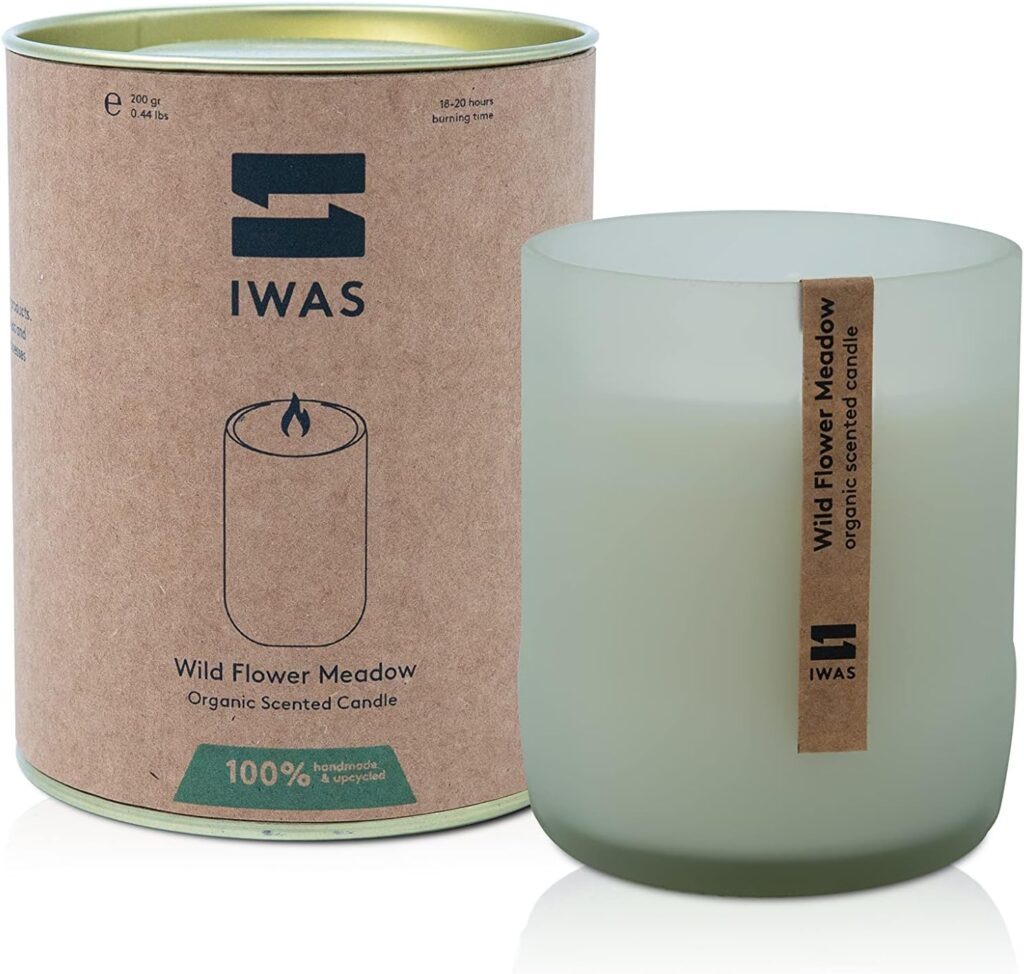 Bougie parfumée pour une décoration élégante, créant une ambiance chaleureuse
