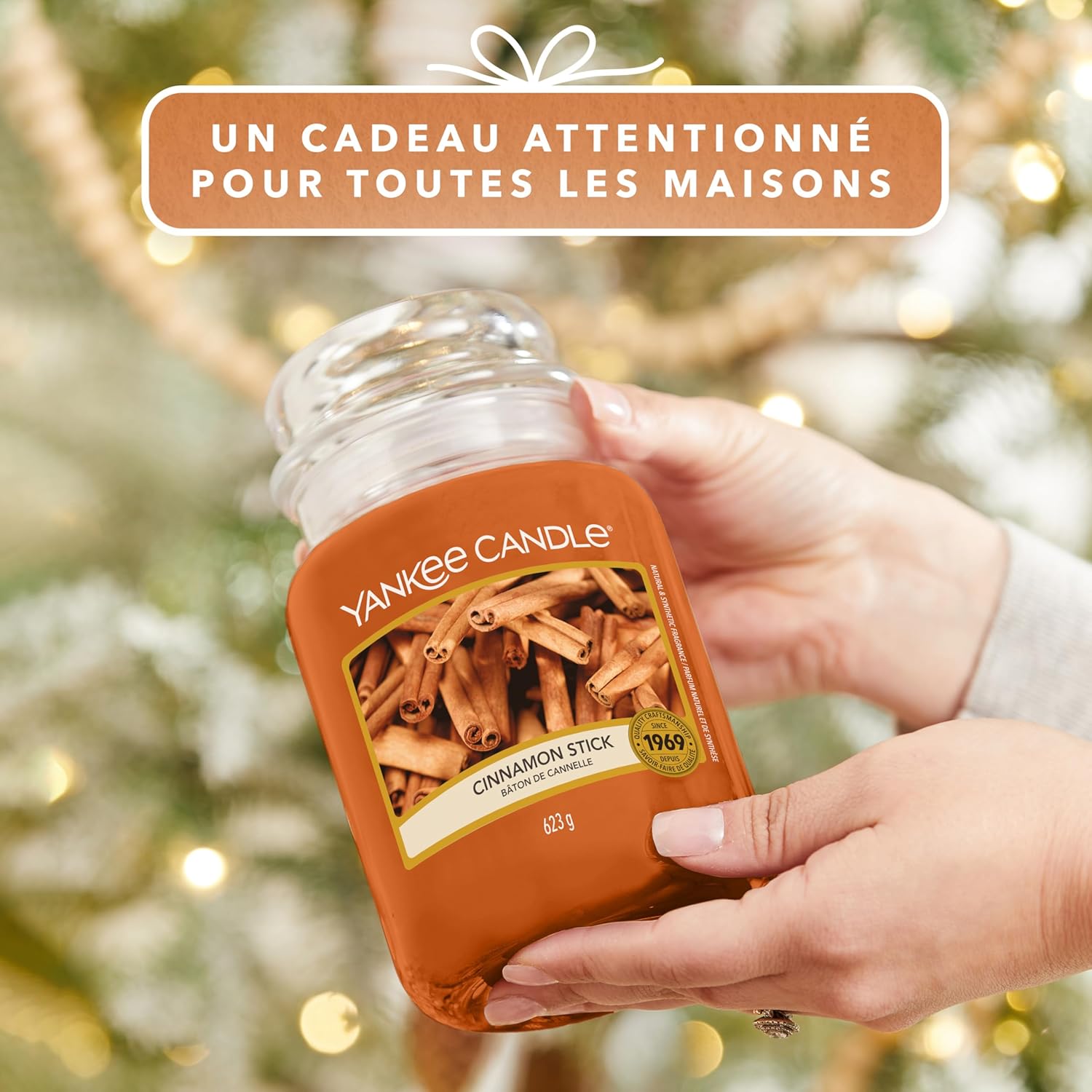 Bougie parfumée pour une ambiance chaleureuse et relaxante
Idéale pour la décoration intérieure ou comme cadeau apaisant – Image 5