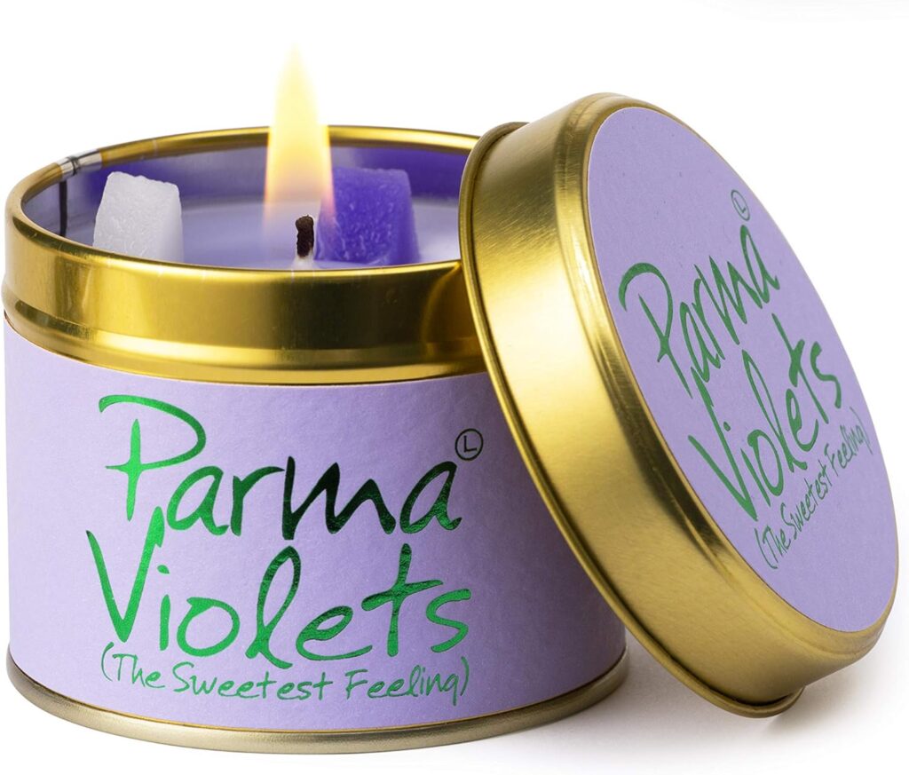Bougie parfumée pour moments de détente, créant une ambiance chaleureuse