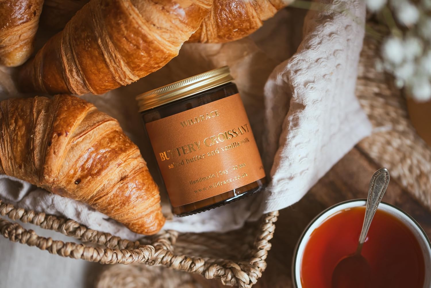 Bougie parfumée pour une ambiance chaleureuse, idéale pour la décoration et la détente – Image 2