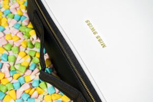 découvrez des idées de maquillage halloween faciles et originales pour tous les niveaux. conseils, tutos et inspirations pour réussir votre look effrayant ou glamour.