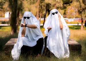 découvrez les meilleurs costumes d'halloween 2025 pour tous les âges et tous les styles. trouvez l'inspiration parfaite pour un déguisement effrayant, original ou amusant cette année !